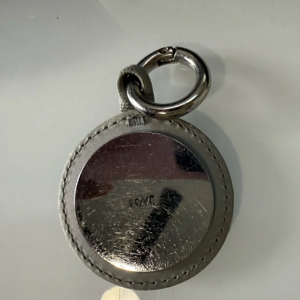 Lululemon Logo Mirror‎ Keychain